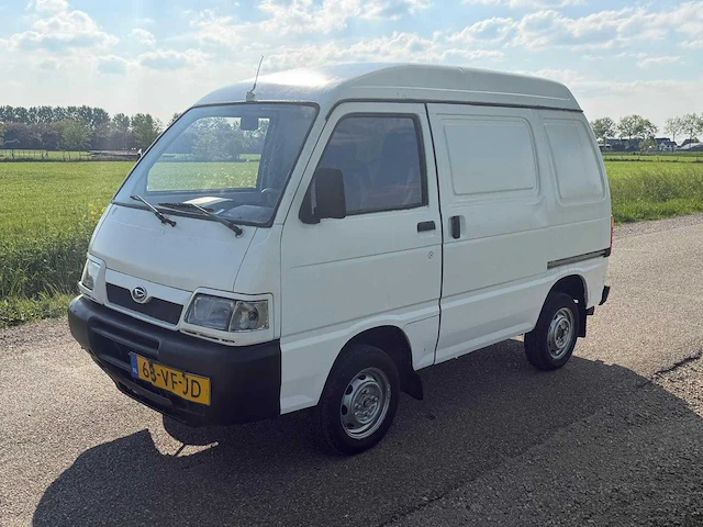 1999 - daihatsu - hijet - 1.3 efi std. 68-vf-jd iaw - afbeelding 1 van  12