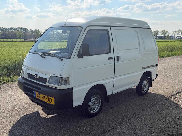 1999 - daihatsu - hijet - 1.3 efi std. 68-vf-jd iaw - afbeelding 1 van  12