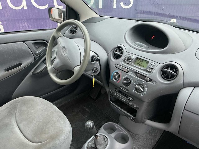 1999 - toyota - yaris - 1.0-16v vvt-i sol - personenauto - afbeelding 9 van  11