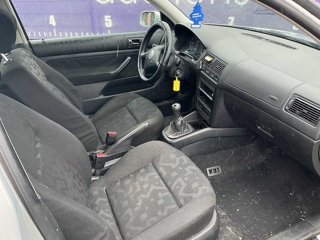 1999 - volkswagen - golf - 1.4-16v trendline - personenauto - afbeelding 7 van  11