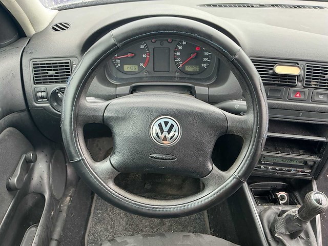 1999 - volkswagen - golf - 1.4-16v trendline - personenauto - afbeelding 11 van  11