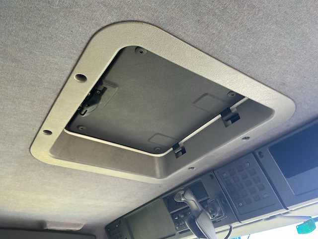 1999 - volvo - fl608-42r-7.4t - vrachtwagen - afbeelding 7 van  30