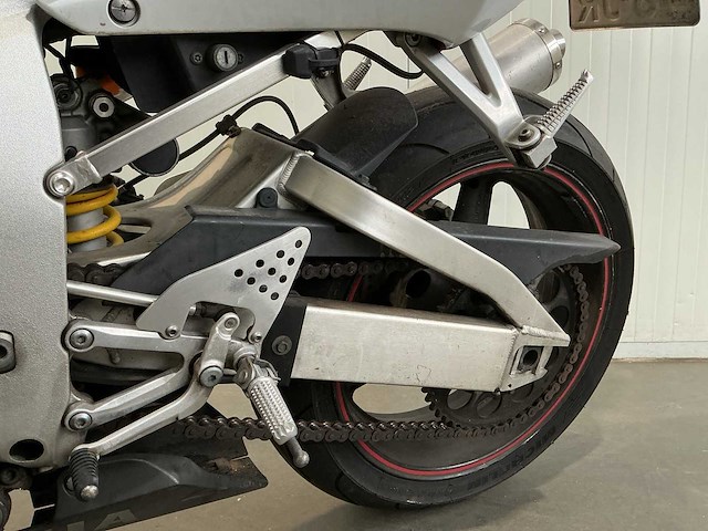 1999 - yamaha - sport - yzf-r6 - motorfiets - afbeelding 12 van  13