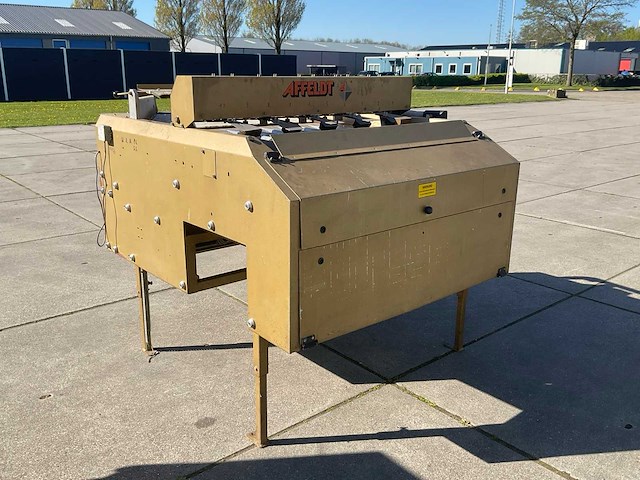 1999 affeldt avn112cw10ev afweger - afbeelding 1 van  9