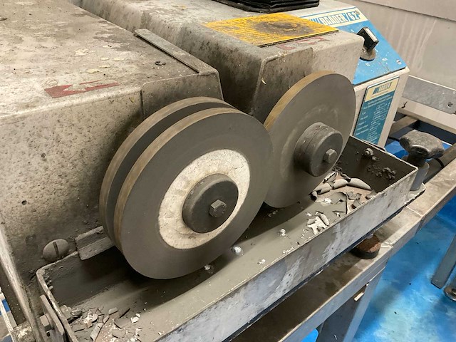 1999 baader 62 messenslijpmachine - afbeelding 11 van  11