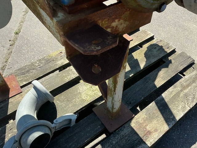 1999 bauer e vi 1000 beregeningspomp - afbeelding 11 van  13