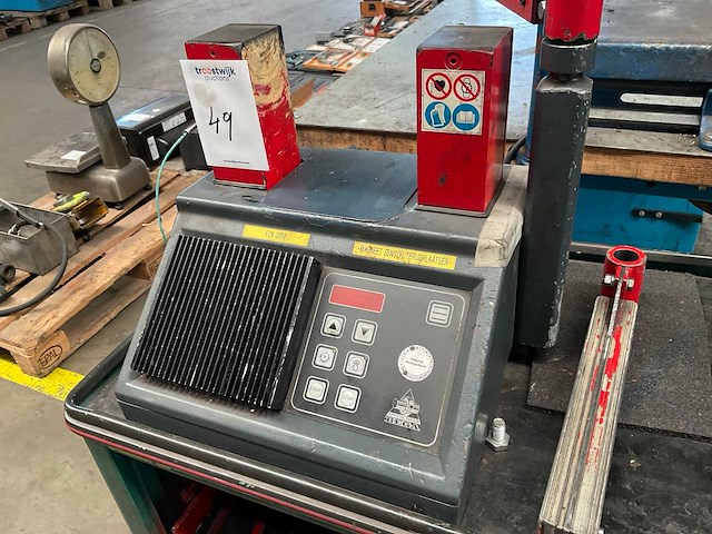 1999 bega 22-e8d inductie verwarmer - afbeelding 1 van  9