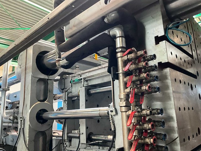 1999 bmb kw1000/6500 spuitgietmachine - afbeelding 13 van  41