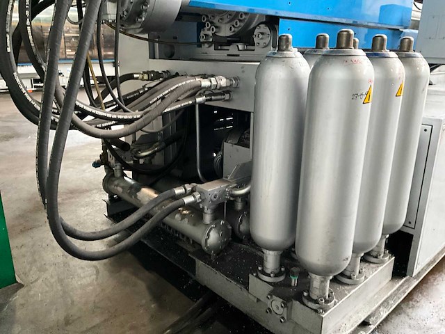 1999 bmb kw1000/6500 spuitgietmachine - afbeelding 18 van  25