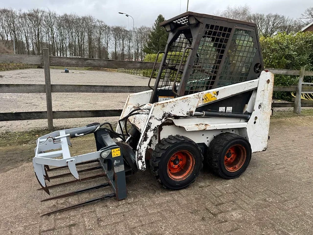 1999 bobcat 453 schranklader / skidsteer - afbeelding 2 van  12
