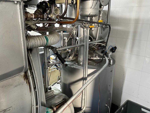 1999 böwe p300 chemische reinigings machine - afbeelding 10 van  12