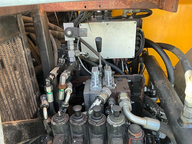 1999 brautigam 120-40 vierwielaangedreven landbouwtractor - afbeelding 16 van  48