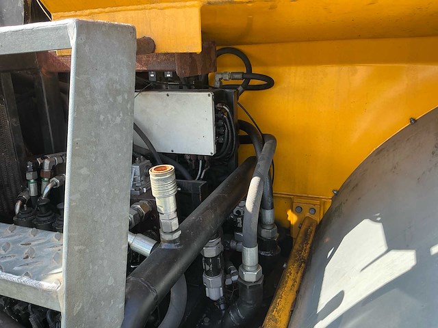 1999 brautigam 120-40 vierwielaangedreven landbouwtractor - afbeelding 17 van  48