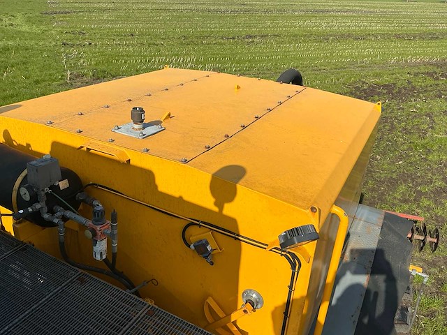 1999 brautigam 120-40 vierwielaangedreven landbouwtractor - afbeelding 26 van  48