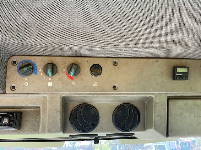 1999 brautigam 120-40 vierwielaangedreven landbouwtractor - afbeelding 39 van  48