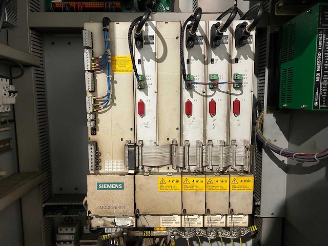 1999 bridgeport vmc 800/22 cnc universele machinecentrum - afbeelding 2 van  12