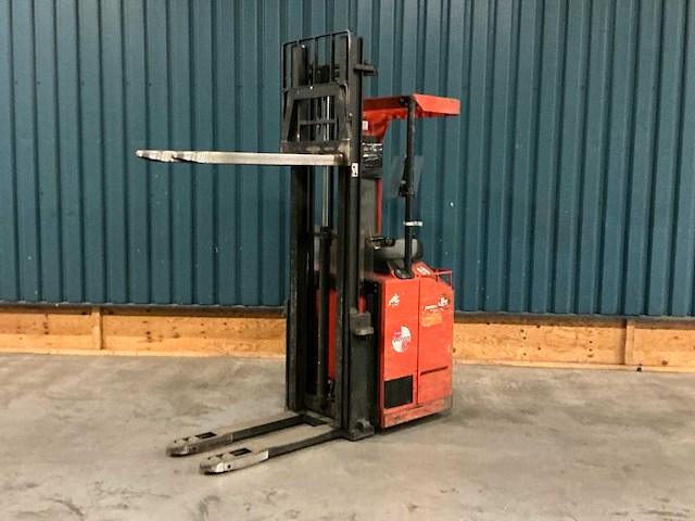 1999 bt sps 1.35 / 3 elektrische meerij-stapelaar - afbeelding 12 van  24