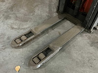 1999 bt sps 1.35 / 3 elektrische meerij-stapelaar - afbeelding 3 van  22