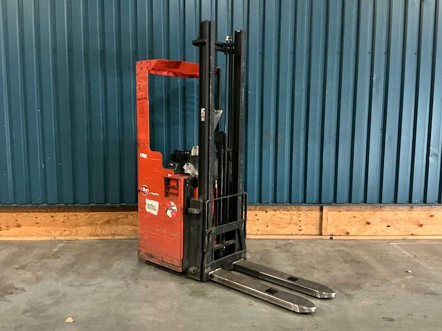 1999 bt sps 1.35 / 3 elektrische meerij-stapelaar - afbeelding 17 van  22