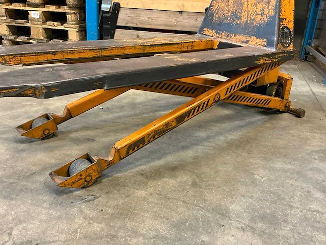 1999 bv hpv-10b hand hydraulische hoogheffer - afbeelding 5 van  9