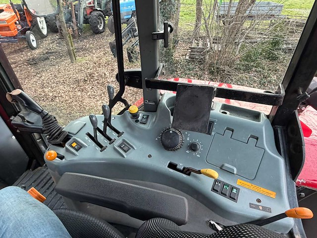 1999 case ih mx 135 vierwielaangedreven landbouwtractor - afbeelding 7 van  9