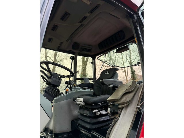 1999 case ih mx 135 vierwielaangedreven landbouwtractor - afbeelding 8 van  9