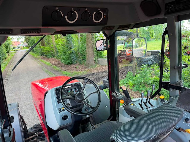 1999 case ih mx 135 vierwielaangedreven landbouwtractor - afbeelding 12 van  12