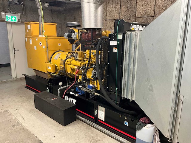 1999 caterpillar 250f noodstroomgenerator(250kva) - afbeelding 1 van  20