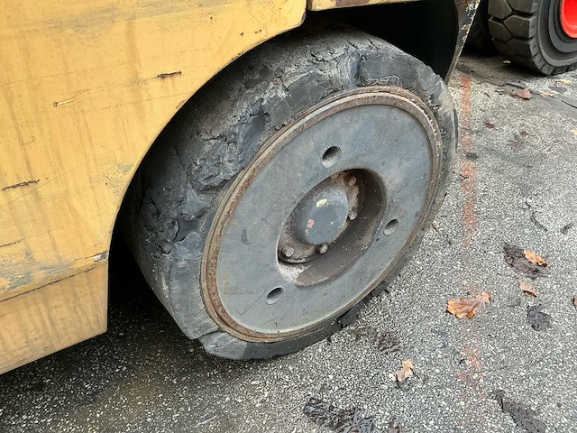 1999 caterpillar gc60 k vorkheftruck - afbeelding 12 van  26