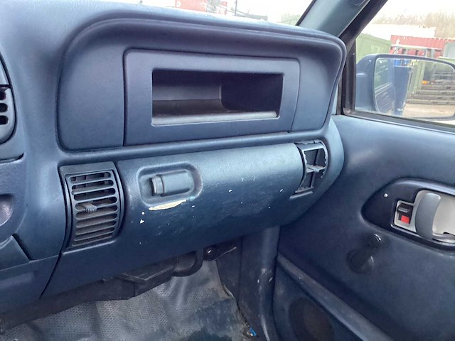 1999 chevrolet pickup 2500 bedrijfswagen - afbeelding 6 van  16