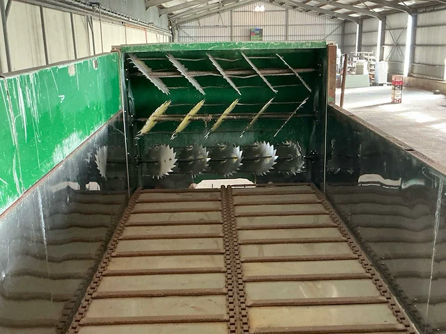 1999 christiaens h.650.210.150.h compost-/substraathopper – 7.000 kg - afbeelding 25 van  31