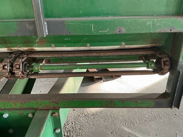 1999 christiaens h.650.210.150.h compost-/substraathopper – 7.000 kg - afbeelding 30 van  31