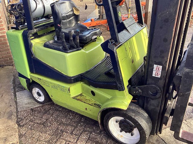 1999 clark cgc30 vorkheftruck 7300 mm - afbeelding 3 van  16