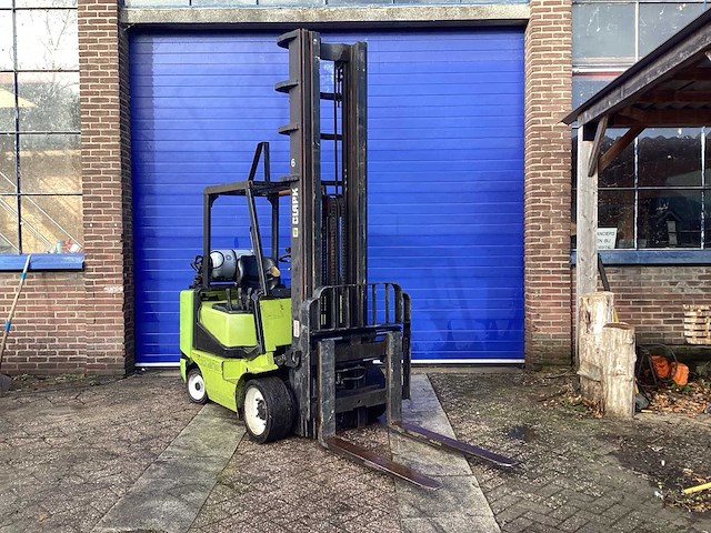 1999 clark cgc30 vorkheftruck 7300 mm - afbeelding 9 van  16