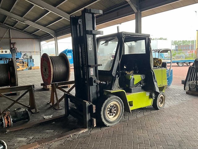 1999 clark gpx 50s lpg vorkheftruck - afbeelding 1 van  3