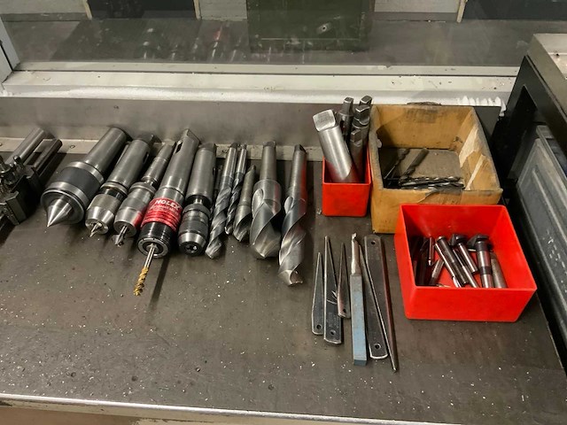 1999 colchester triumph v/s2500 universele draaibank - afbeelding 12 van  13