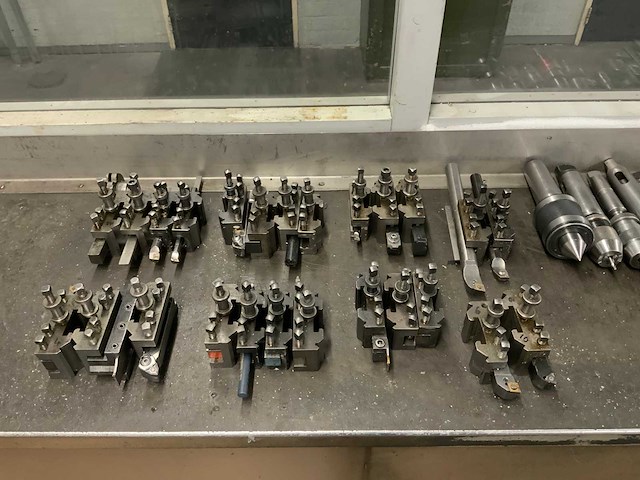 1999 colchester triumph v/s2500 universele draaibank - afbeelding 13 van  13