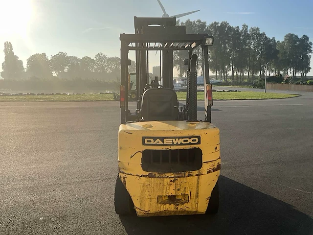 1999 daewoo d30s vorkheftruck - afbeelding 15 van  19