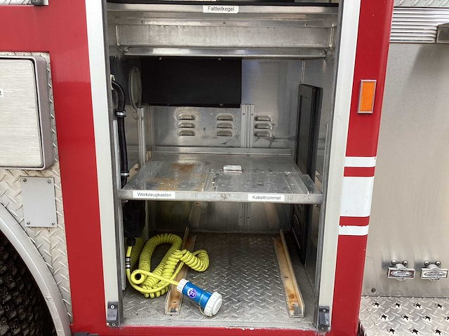 1999 e-one brandweerwagen - afbeelding 15 van  29