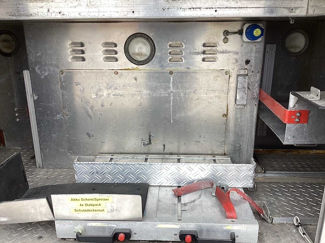 1999 e-one brandweerwagen - afbeelding 6 van  29