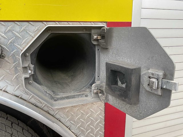 1999 e-one brandweerwagen - afbeelding 14 van  35