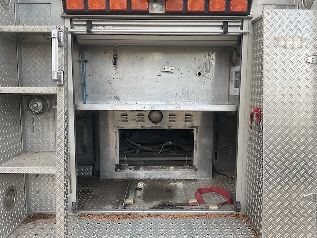 1999 e-one brandweerwagen - afbeelding 16 van  35