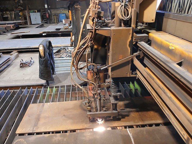 1999 esab numorex nxb 7500 plasma snijunit - afbeelding 12 van  15