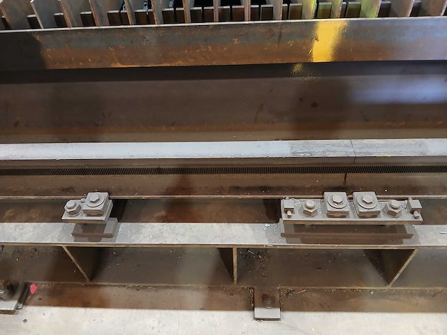 1999 esab numorex nxb 7500 plasma snijunit - afbeelding 13 van  15