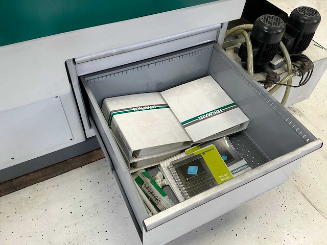 1999 fehlmann picomax 60 verticale machinecentra - afbeelding 10 van  12