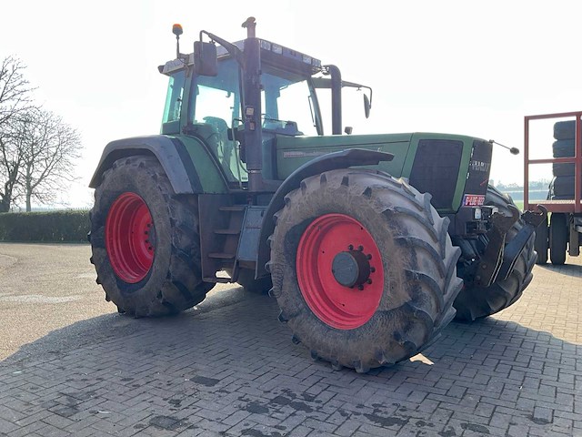 1999 fendt 824 turboshift vierwielaangedreven landbouwtractor - afbeelding 12 van  31