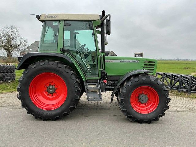 1999 fendt farmer 307c vierwielaangedreven landbouwtractor - afbeelding 50 van  52