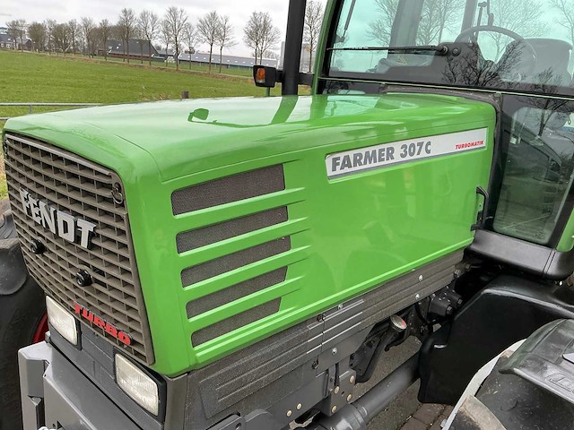1999 fendt farmer 307c vierwielaangedreven landbouwtractor - afbeelding 16 van  52