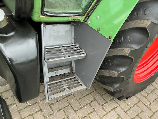 1999 fendt farmer 307c vierwielaangedreven landbouwtractor - afbeelding 31 van  52