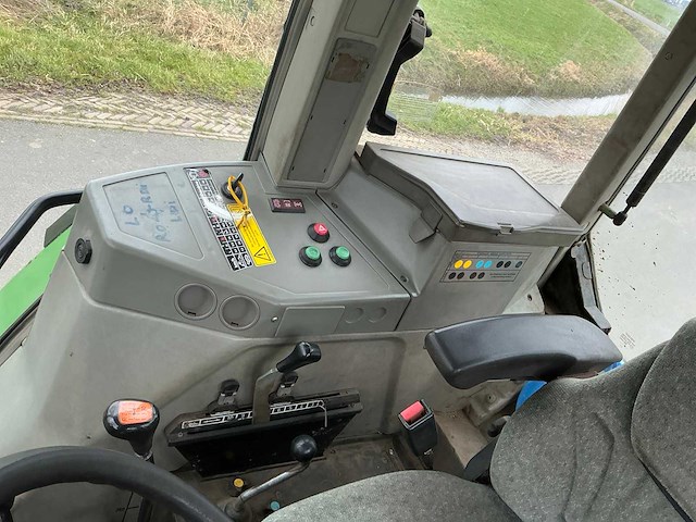 1999 fendt farmer 307c vierwielaangedreven landbouwtractor - afbeelding 38 van  52